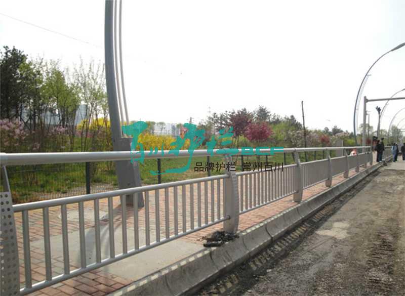 2131708937113487.jpg 165605988565.jpg